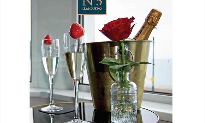 Hotel No5